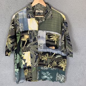 Tommy‎ Bahama Hawaiian Shirt Men's M Floral Graphic 100% Silk Short Sleeve Aloha